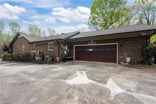 117 Forestview Dr, Elon, NC 27244 - Photo 37