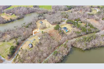 3229 Labrador Drive, Mebane, NC 27302 - Photo 5