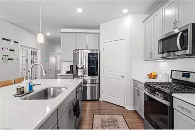 5237 Garnet Hill Drive, Clemmons, NC 27012 - Photo 9