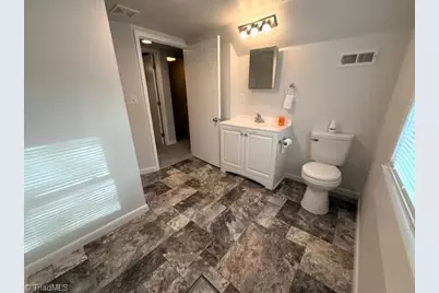 1301 Summit Avenue, Greensboro, NC 27405 - Photo 29