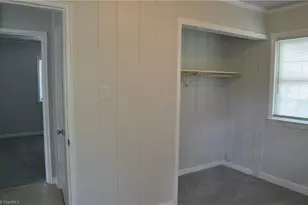 1301 Summit Ave, Greensboro, NC 27405 - Photo 15