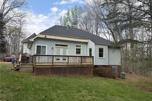 140 White Oak Cir, Reidsville, NC 27320 - Photo 3