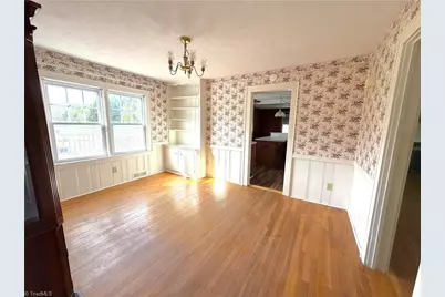 5512 Winona Street, Winston-Salem, NC 27106 - Photo 9