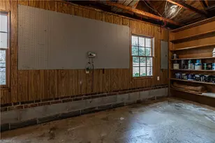 3610 Redfield Dr, Greensboro, NC 27410 - Photo 43