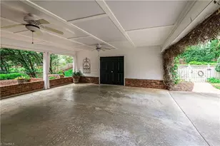 3610 Redfield Dr, Greensboro, NC 27410 - Photo 41