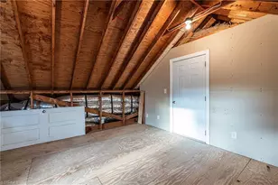 3610 Redfield Dr, Greensboro, NC 27410 - Photo 39