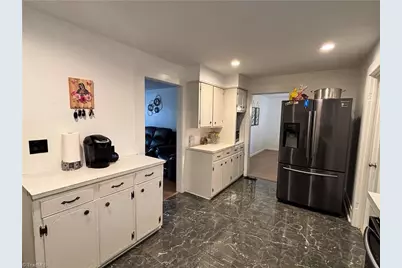 490 Oakland Drive, Elkin, NC 28621 - Photo 9