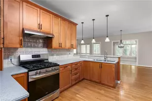 548 Little Creek Dr, Graham, NC 27253 - Photo 17