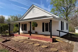 715 Shedd St, Eden, NC 27288 - Photo 1