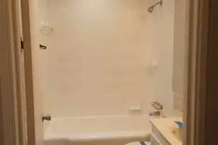 1825 Glenside Dr, Greensboro, NC 27405 - Photo 17