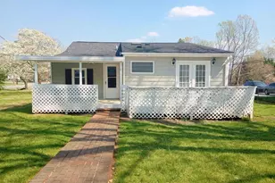 1825 Glenside Dr, Greensboro, NC 27405 - Photo 5