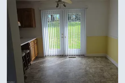 122 Northview Drive, Pilot Mountain, NC 27041 - Photo 11