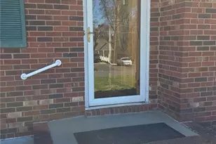 122 Northview Dr, Pilot Mountain, NC 27041 - Photo 5