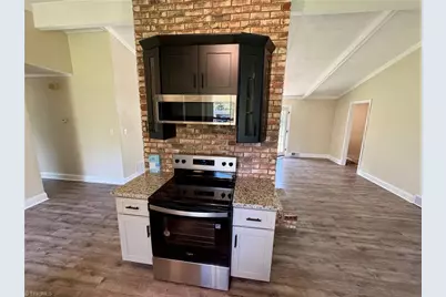 118 Lakeview Circle, Thomasville, NC 27360 - Photo 7