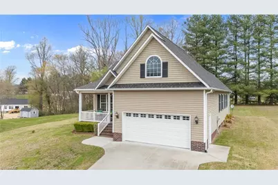 114 Meadow Stone Lane, Mount Airy, NC 27030 - Photo 5