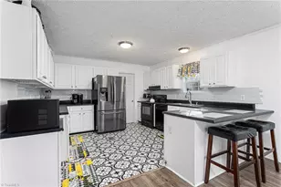 410 W Old Glencoe Rd, Burlington, NC 27217 - Photo 7