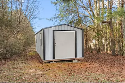 410 W Old Glencoe Road, Burlington, NC 27217 - Photo 27