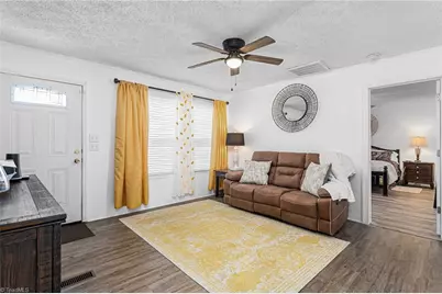 410 W Old Glencoe Road, Burlington, NC 27217 - Photo 5