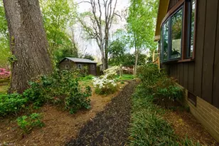 5205 Bennington Dr, Greensboro, NC 27410 - Photo 31