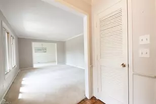 5205 Bennington Dr, Greensboro, NC 27410 - Photo 5