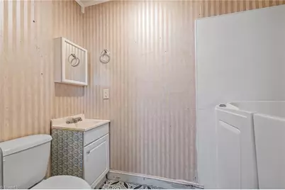 1528 Gorrell Street, Greensboro, NC 27401 - Photo 19