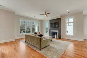 2402 N Elm St, Greensboro, NC 27408 - Photo 11