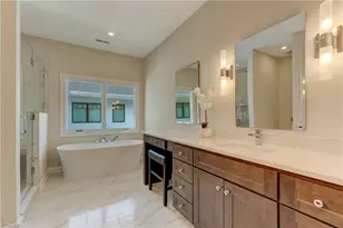 2402 N Elm St, Greensboro, NC 27408 - Photo 15