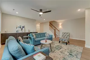 2402 N Elm St, Greensboro, NC 27408 - Photo 21