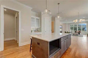 2402 N Elm St, Greensboro, NC 27408 - Photo 41