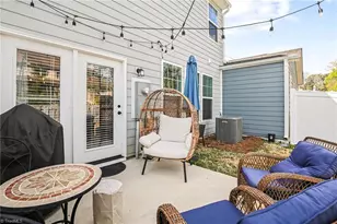 5004 Moonlight Rdg Dr, Greensboro, NC 27455 - Photo 23