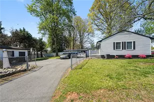 2137 Martin St, Burlington, NC 27217 - Photo 3