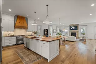 649 Doe Run Dr, Kernersville, NC 27284 - Photo 7