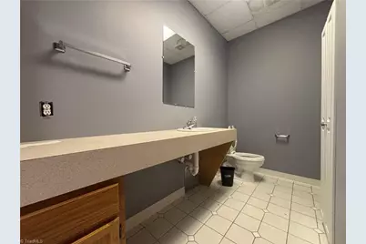 808 W English Road, High Point, NC 27262 - Photo 5