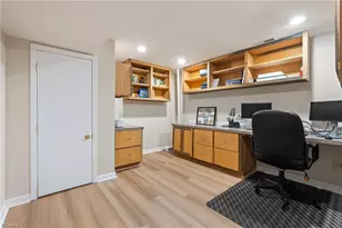 2870 Deerwood Dr, Winston-Salem, NC 27103 - Photo 37