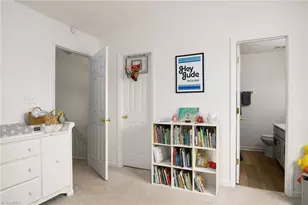 22 Melissa Carol Cir, Greensboro, NC 27407 - Photo 15