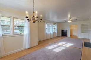 246 Fairview Ave, Mount Airy, NC 27030 - Photo 3