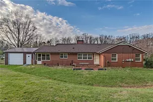 246 Fairview Ave, Mount Airy, NC 27030 - Photo 35