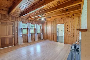 246 Fairview Ave, Mount Airy, NC 27030 - Photo 9