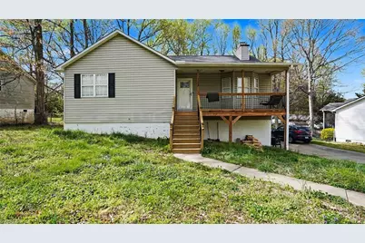 128 Meadow Wood Drive, Thomasville, NC 27360 - Photo 3