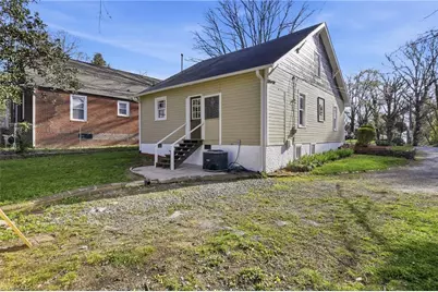 2714 N Glenn Avenue, Winston-Salem, NC 27105 - Photo 29