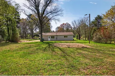 2016 Bryant Street, Madison, NC 27025 - Photo 33