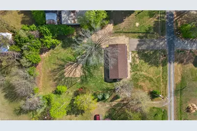 2016 Bryant Street, Madison, NC 27025 - Photo 35