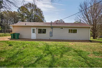 2016 Bryant Street, Madison, NC 27025 - Photo 29