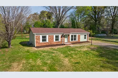 2016 Bryant Street, Madison, NC 27025 - Photo 3