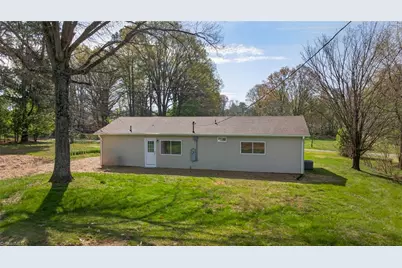 2016 Bryant Street, Madison, NC 27025 - Photo 31