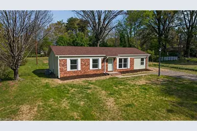 2016 Bryant Street, Madison, NC 27025 - Photo 3