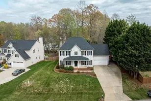 6025 Fording Creek Ln, Kernersville, NC 27284 - Photo 3