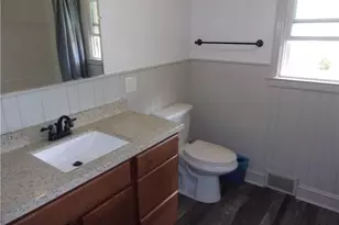 412 Peace St, High Point, NC 27262 - Photo 21