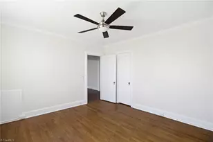1013 N Elm St, Greensboro, NC 27401 - Photo 11