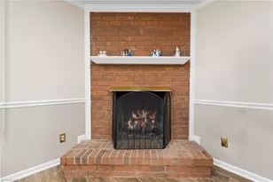 879 Brookleigh Ct, Winston-Salem, NC 27104 - Photo 13